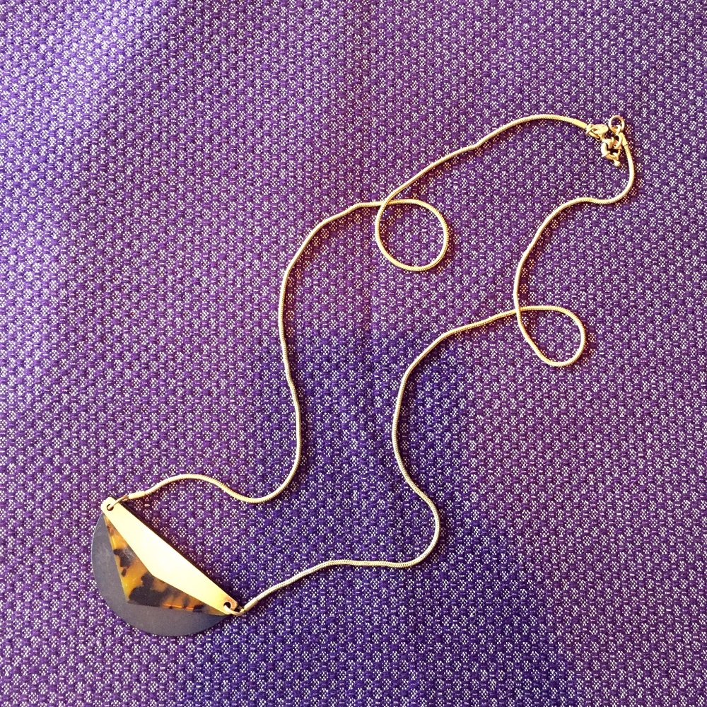 Madewell Tortoise Shell, Black and Gold Necklace